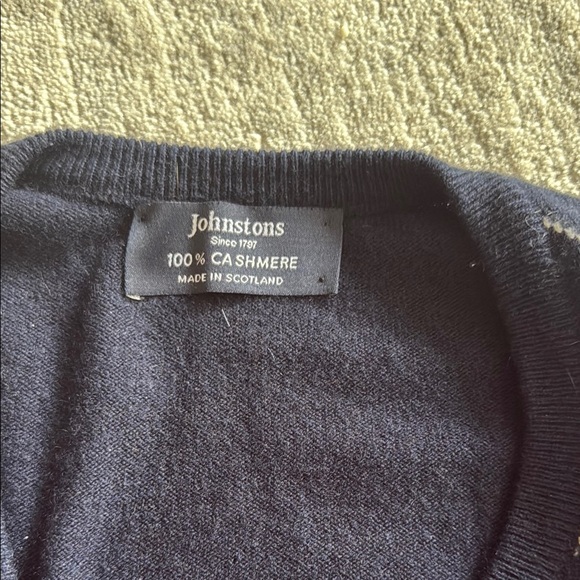 Blue Cashmere V-Neck Argyle Sweater Medium Weight - Picture 2 of 6